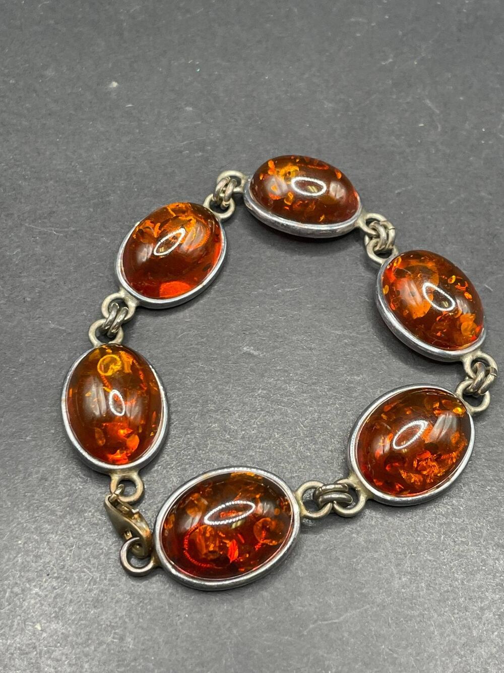 925 Sterling Silver Amber Bracelet Oval Cabochon Link Design Vintage Style